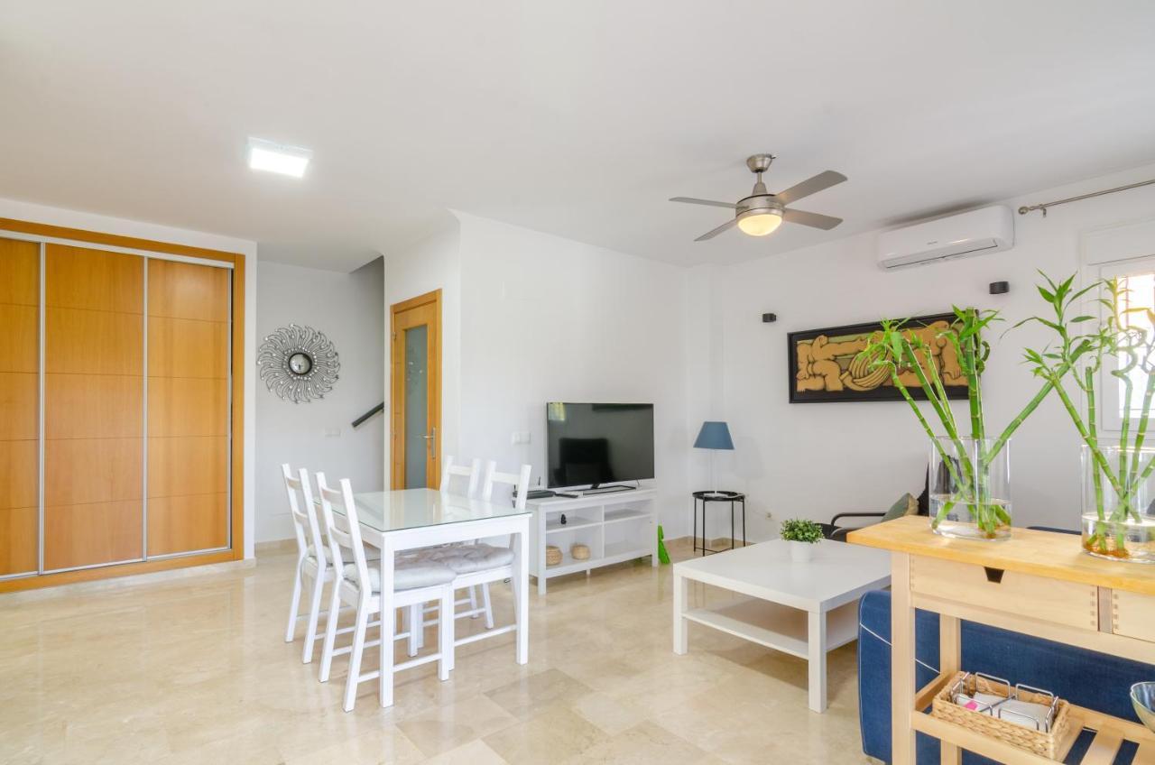 WintoWinRentals Huge Private Terrace &, Relax Caleta De Velez Exterior foto