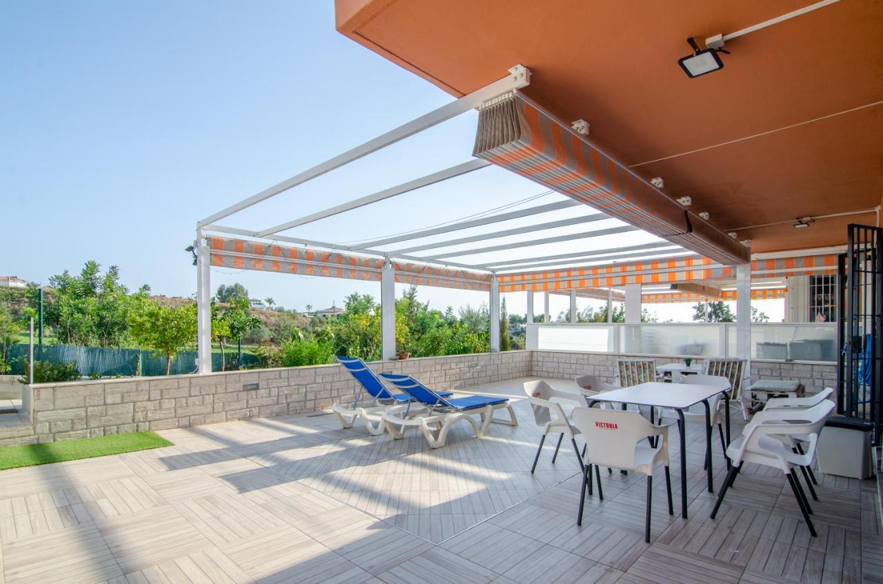 WintoWinRentals Huge Private Terrace &, Relax Caleta De Velez Exterior foto