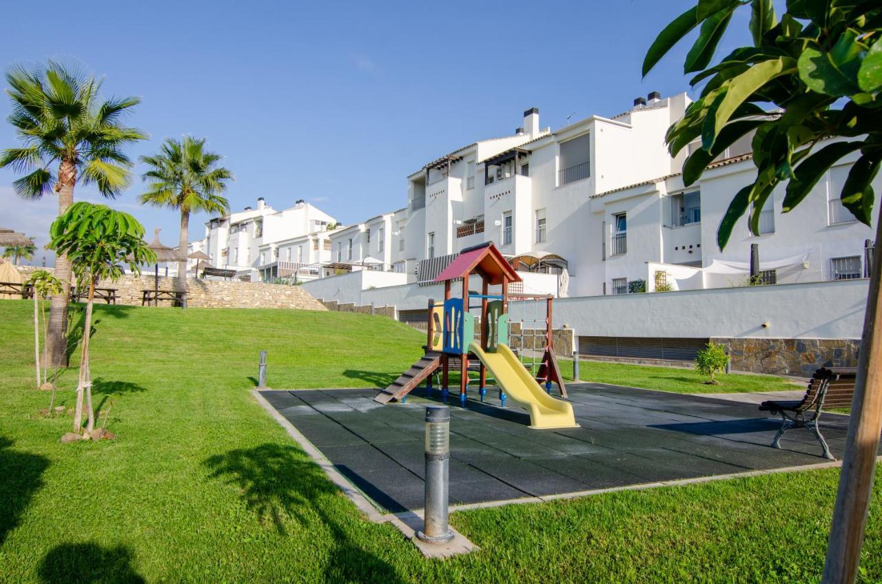 WintoWinRentals Huge Private Terrace &, Relax Caleta De Velez Exterior foto